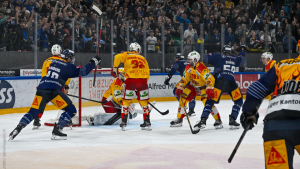 Der EHC Biel gewinnt gegen den EV Zug mit 3:4 nach Verl&auml;ngerung