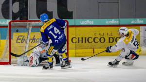 EHC Kloten vergibt den Sieg nur knapp nach grosser Aufholjagd