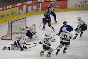 EHC Kloten vs. HC La Chaux de Fonds