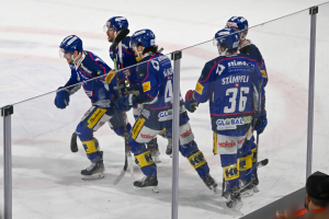 Zittersieg f&uuml;r Kloten gegen HC La Chaux-de-Fonds