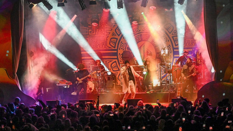 Ausverkauftes Konzert des Latino Stars Loco Escrito im Zauberpark
