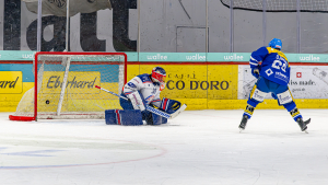Kloten jubelt doppelt: Derbysieg zum 90. Vereinsjubil&auml;um