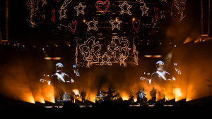 Mumford &amp; Sons ziehen das Publikum in ihren Bann